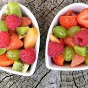 Perchè mangiare la frutta lontano dai pasti